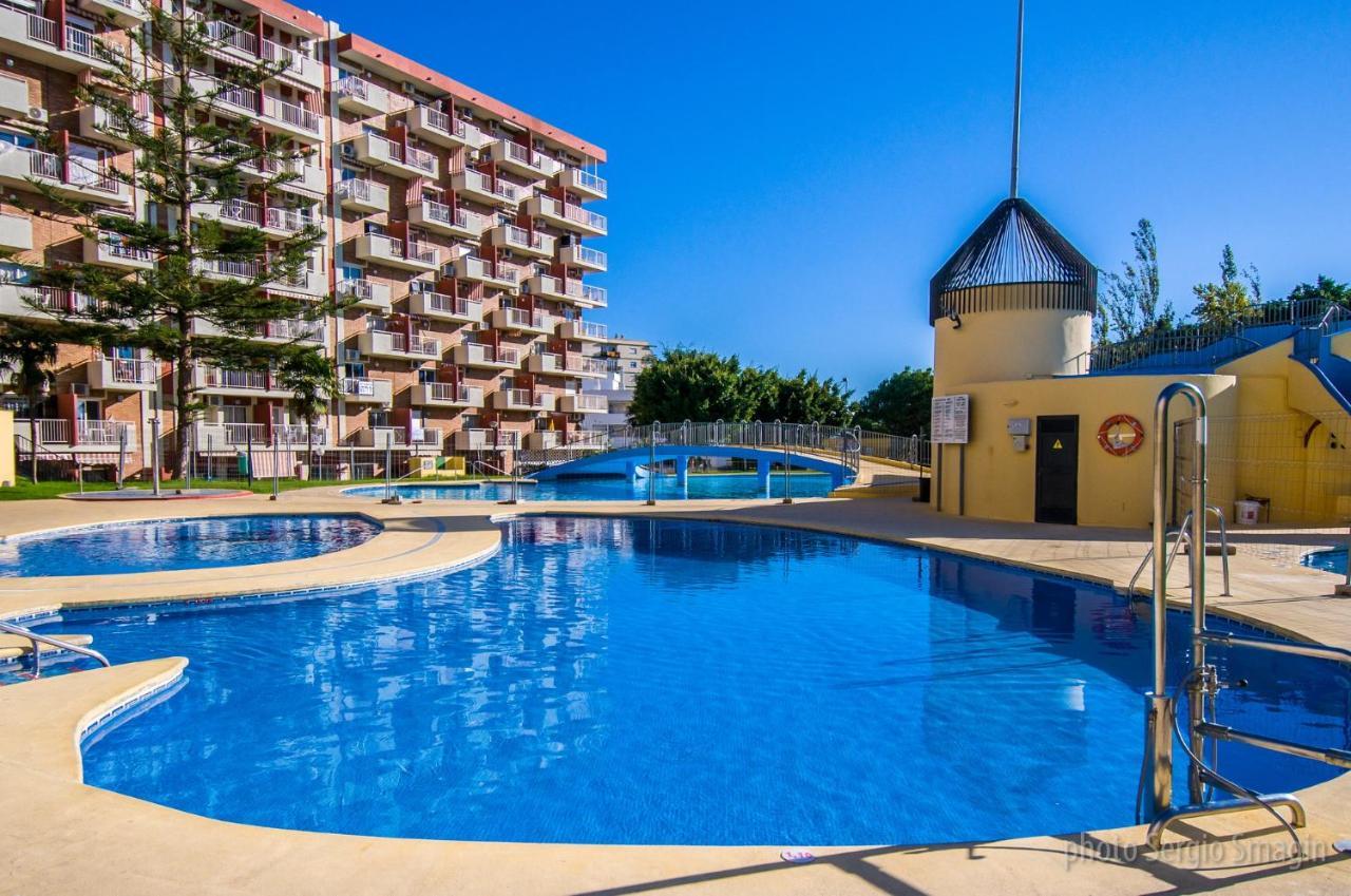137 Minerva Apartamentos - Vista Al Mar - Piscina Y Playa - Cercano A Tren, Restaurantes Y Tiendas ベナルマデナ エクステリア 写真
