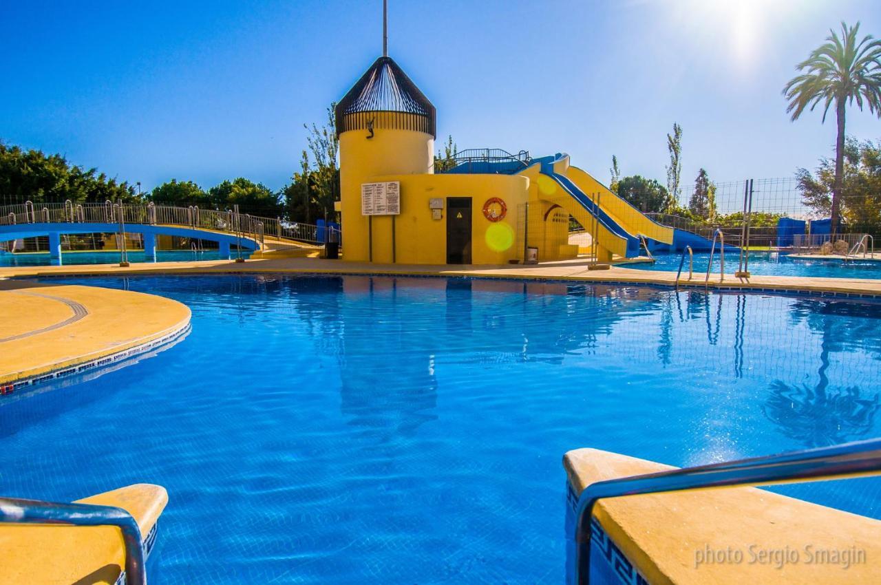 137 Minerva Apartamentos - Vista Al Mar - Piscina Y Playa - Cercano A Tren, Restaurantes Y Tiendas ベナルマデナ エクステリア 写真